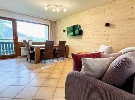 Ferienwohnung Aigisblick mit Pool und Sauna, direkt am Skihang