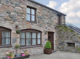 玉米阁楼乡村别墅，位于Brynsiencyn的酒店