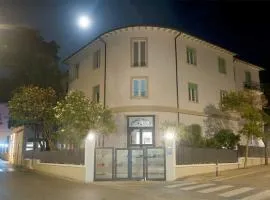 Primo Hotel