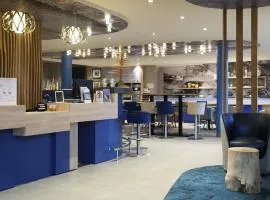 圣马洛港宜必思尚品酒店