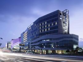 水原安巴萨多尔酒店，位于水原市的酒店