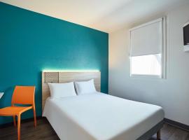 hotelF1 Lyon Gerland Vénissieux，位于韦尼雪的酒店