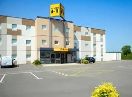 阿夫朗什拜杜圣米歇尔山一级方程式酒店