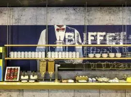 亚当岛宜必思酒店