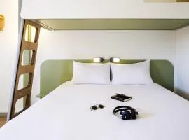 图卢科洛米耶宜必思快捷酒店