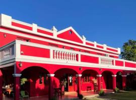 Hotel El Crestón，位于Coronel Moldes的酒店