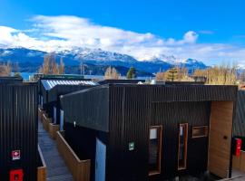 Hotel Bacaris，位于安东尼奥港的带停车场的酒店