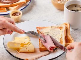 贝莎空爱可乐法勒丁宜必思快捷酒店 ，位于贝桑松的酒店