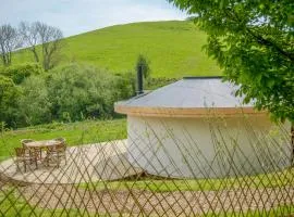 Mistle Roundhouse - Ukc6943