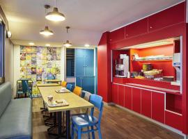 马恩雷大学一级方程式酒店，位于科累堑的酒店