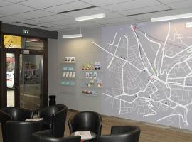 宜必思时尚尚贝里中心加里酒店，位于尚贝里的酒店