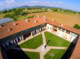 Corte Breda, Agriturismo Bed&Breakfast，位于基亚里的酒店