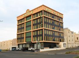 فندق امان أبها - المعالي，位于艾卜哈的带停车场的酒店