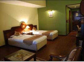 Hotel Venice Pathankot，位于Malakpur的酒店