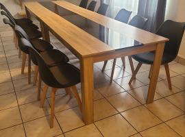 Quartier Saint Jacques - Maison 5 chambres，位于布雷斯特的酒店