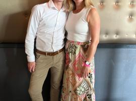 G&auml;stehaus Jan&szlig;en，位于库克斯港的带热水浴缸的酒店