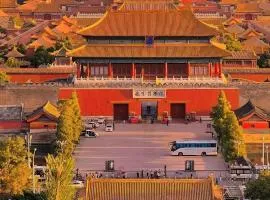 Beijing Liangcang Hotel Nearby Tiananmen Square the Forbidden City and Temple of Heaven Free registration service for Tiananmen access 200 meters from the subway Beijing Cultural Hub Free coffee & free laundry service Shuttle bus to the Great Wall