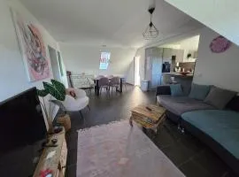 Urlaubsoase mit Panoramabalkon & Platz für 6 Personen