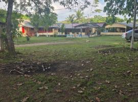 Suites para casais com area nativa，位于Manacapuru的酒店