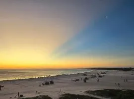 Quarto com banheiro compartilhado FESTIVAL DE VERÃO CABO FRIO