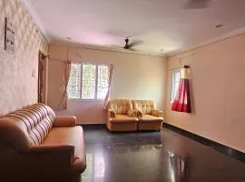 A 3 bedroom apartment with lot of space and eminities