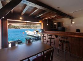 漁師の宿あっちゃん，位于Ine的酒店