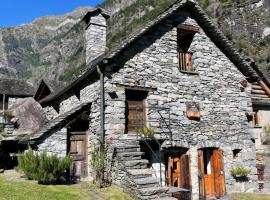 Casa Meridiana - Sonlerto - Val Bavona，位于Cevio的酒店