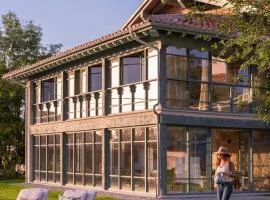 Wishome-Villa centenaria muy especial con piscina y jardín privado