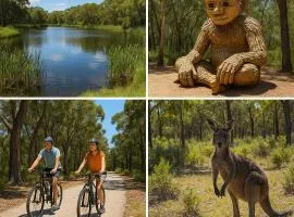 77 International Tourist House