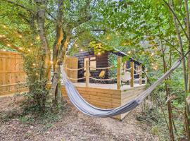 Lake View Lodge & Outdoor Bath，位于东格林斯特德的酒店