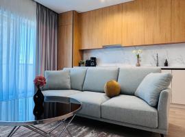 Crystal North Deluxe Apartments - Modern Comfort & Style，位于沃伦塔里的酒店