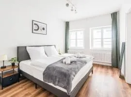 Zentral & modern I perfekt für City-Trip I Familien & Freunde & Business I Fußball-Tisch