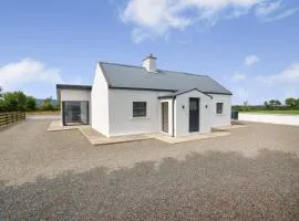 3 Bed in Tomnahealy Little oc-t32392