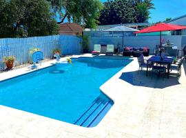 Family Favorite- Heated Pool, 2 Kings, Everglades，位于霍姆斯泰德的酒店