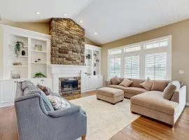 Plummer Lakefront Home Fish and Kayak