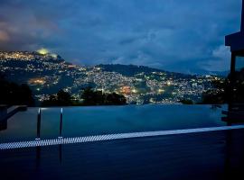 Yasa Retreat，位于Tādong的带泳池的酒店