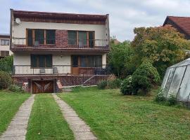 Šumperák u řeky v Želivě，位于Želiv的酒店