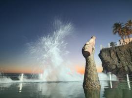 Cadejo Brewing Company El Sunzal，位于Tamanique的酒店