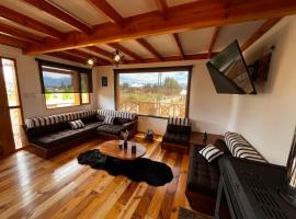 Cabañas Los Manzanos，位于Cholila的酒店