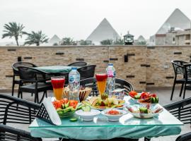 Night Pyramids Inn Hotel，位于开罗的酒店