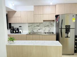 Habitación 1 persona cerca de aeropuerto,terminal de buses y estadio，位于Soledad的酒店