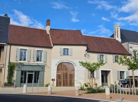 Au boeuf couronné，位于Mézières-en-Brenne的酒店