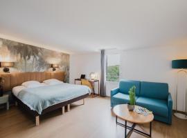 Hôtel Amaya，位于Ambarès-et-Lagrave的酒店