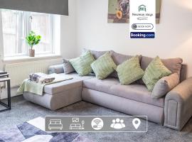 Charming Entire House By Newman Stays Short Lets & Serviced Accommodation Bingham With Free WiFi, Smart TV & Great Location，位于Bingham的酒店