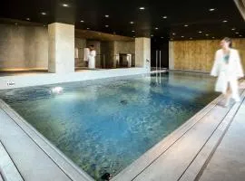 法国尼奥尔东部宜必思酒店