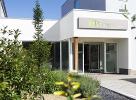 Ibis Styles La Louvière，位于拉卢维耶尔的酒店