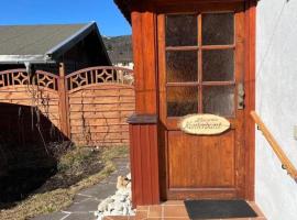 Häuschen Kunterbunt，位于米滕瓦尔德的酒店