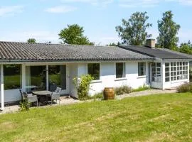 Spacious Holiday Home With Large Plot By Buresø