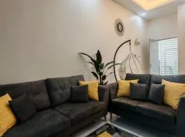 Cozy CR Homestay Nilai Pajam with Netflix WiFi