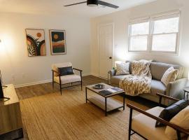 "Morning View 3" Cozy Modern Stay - College/Hiking，位于伯里亚的酒店
